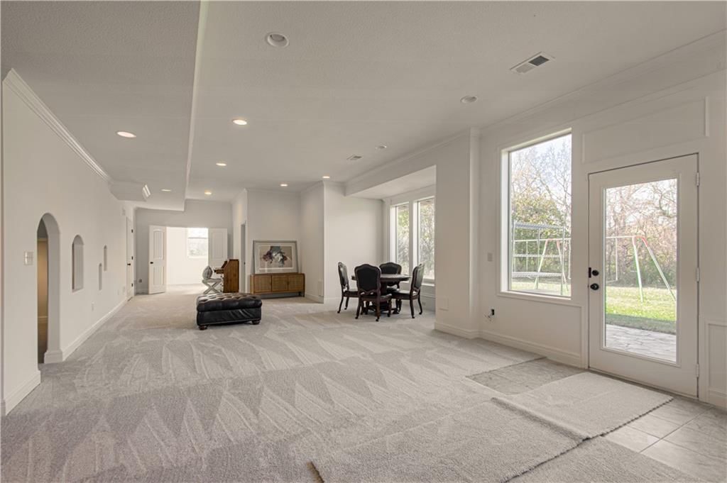 15920 Grant Street — photo 38