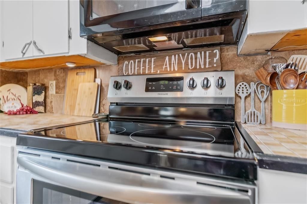 711 S Camden Street — photo 8