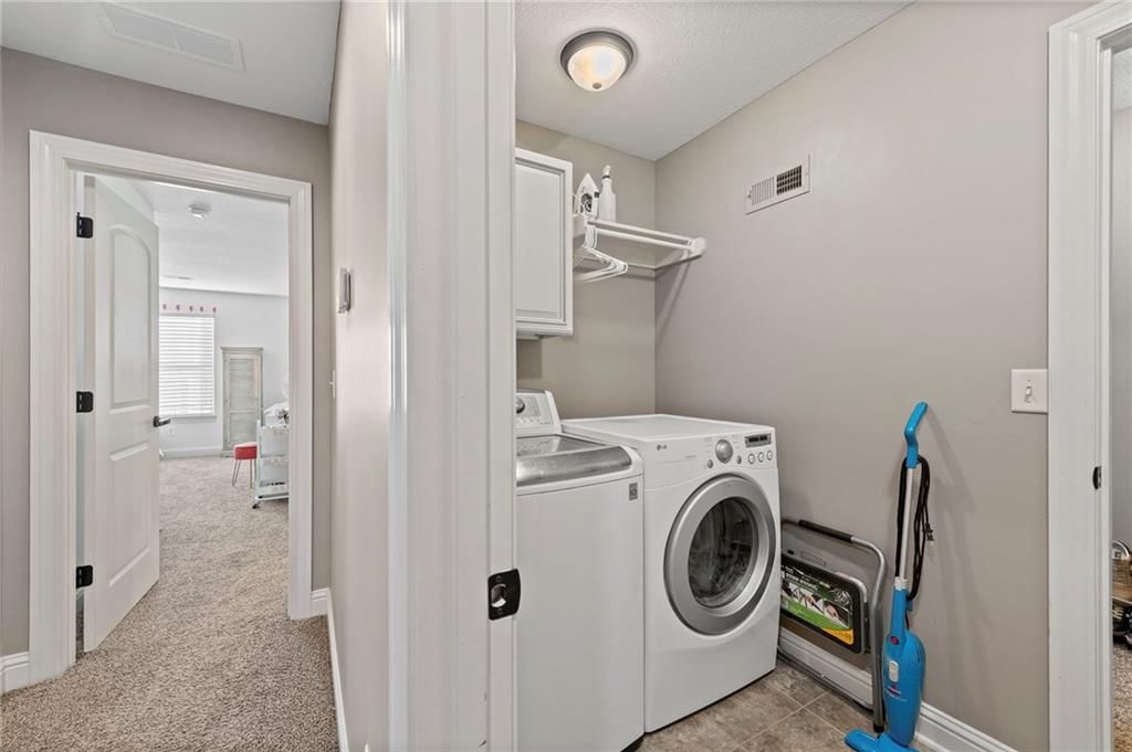 25240 W 142nd Terrace — photo 36