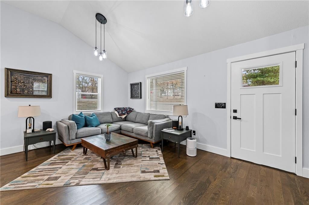 401 SW 18th Street — photo 5