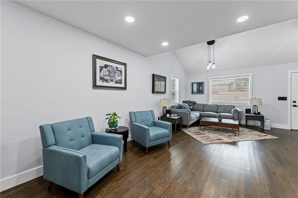 401 SW 18th Street — photo 8