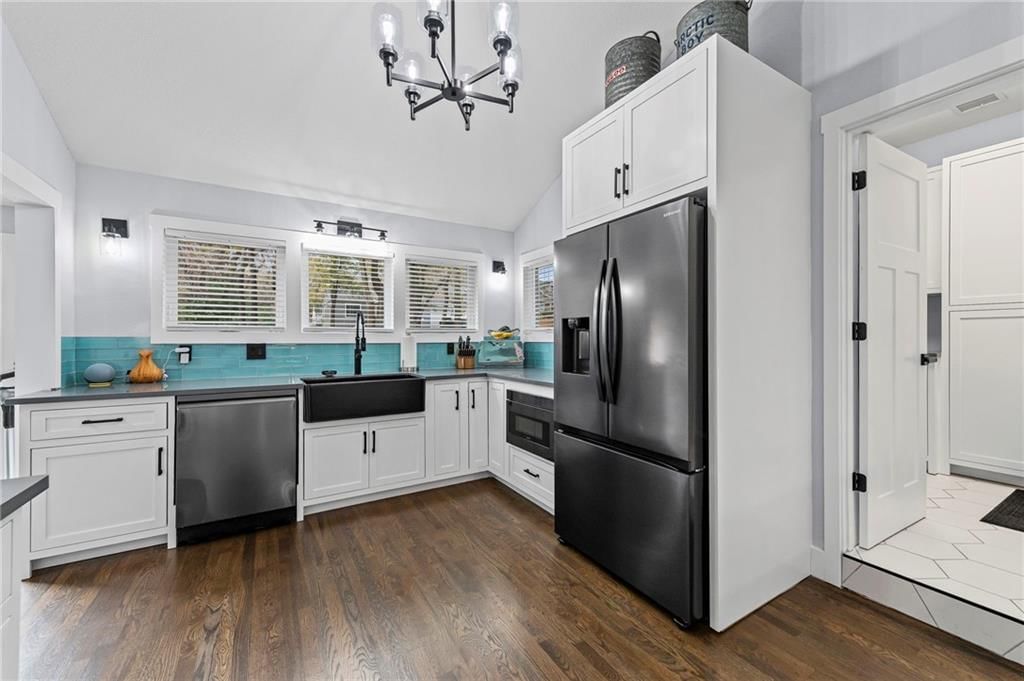 401 SW 18th Street — photo 11