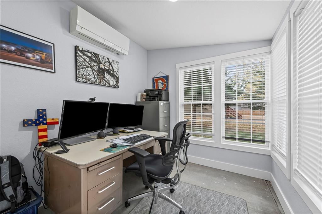 401 SW 18th Street — photo 13