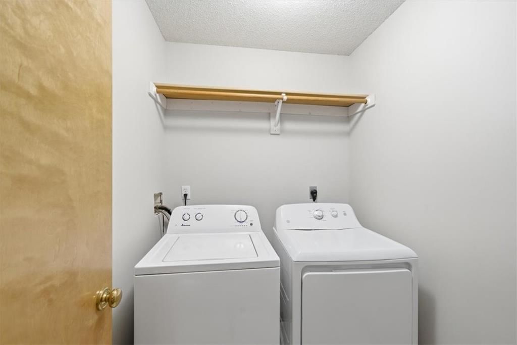 21169 W 126 Street — photo 13