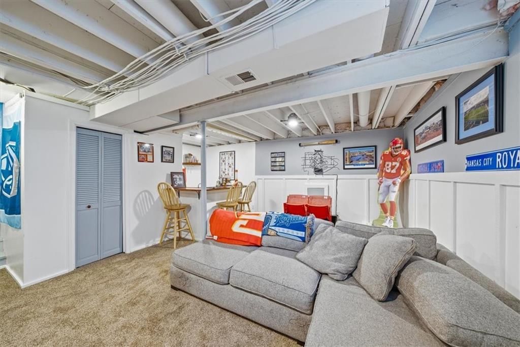 21169 W 126 Street — photo 19