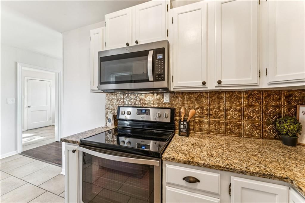 6300 W 81st Street — photo 10