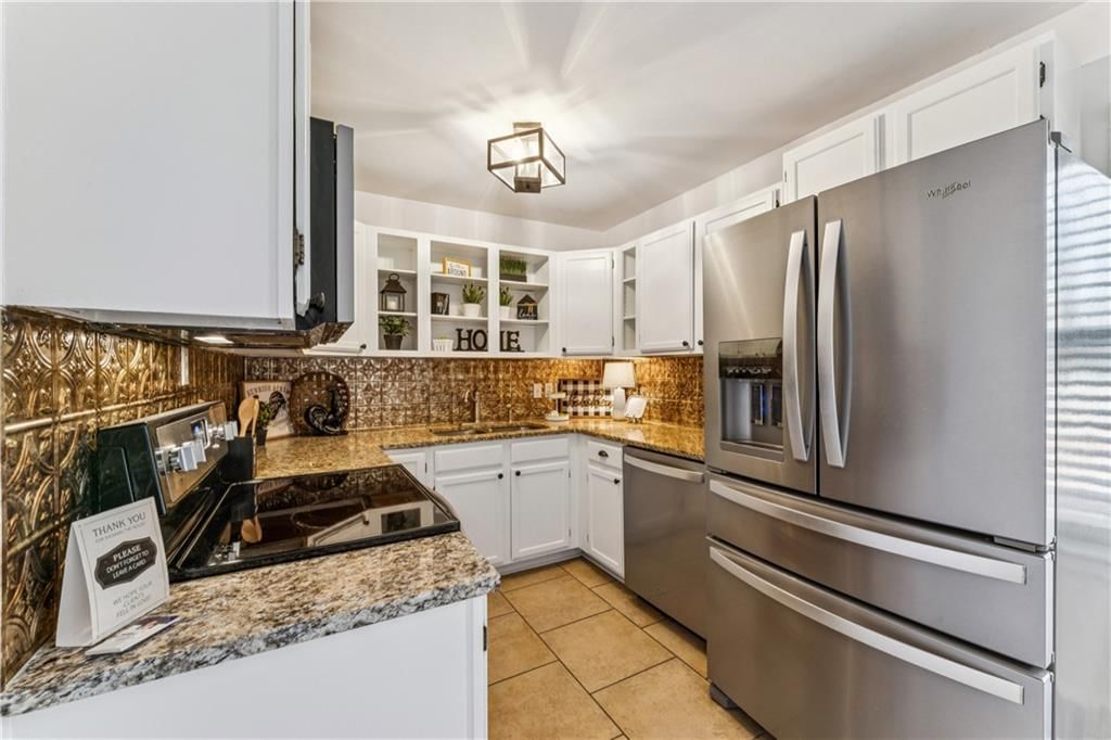 6300 W 81st Street — photo 11