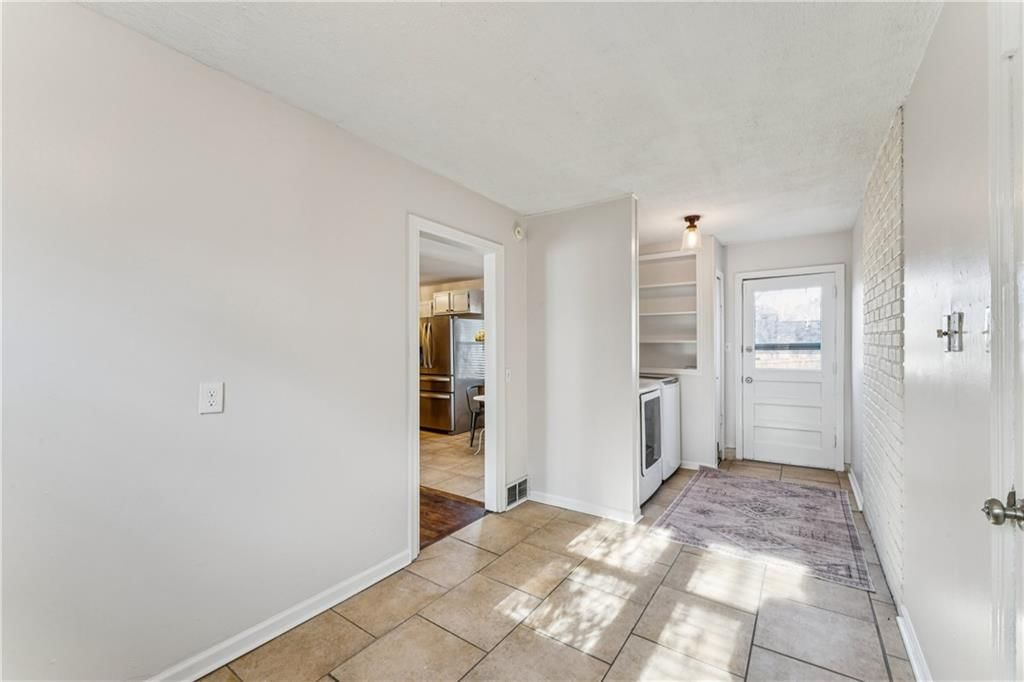 6300 W 81st Street — photo 17