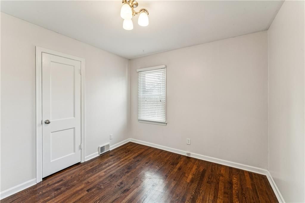 6300 W 81st Street — photo 24
