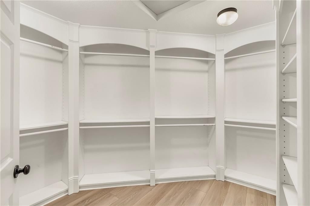 4007 Bennington Drive — photo 15