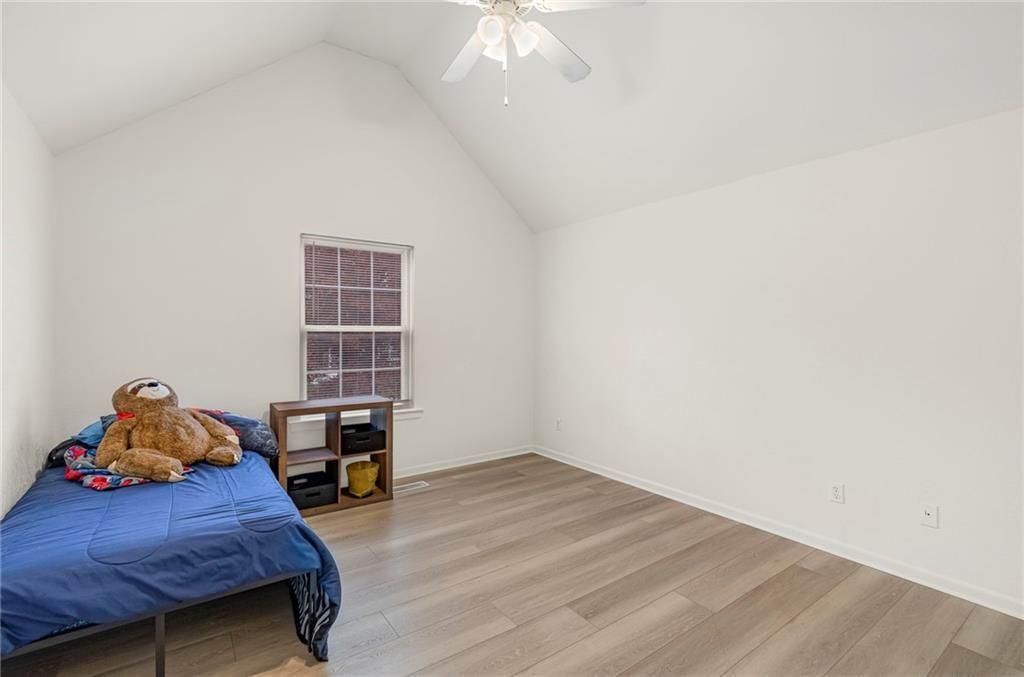 4007 Bennington Drive — photo 17