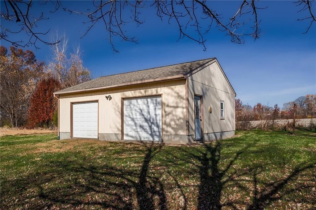 416 N Buckner Tarsney Road — photo 38