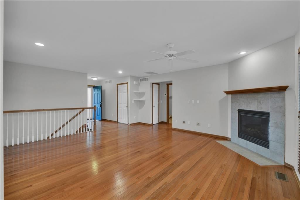 11425 Manning Avenue — photo 5