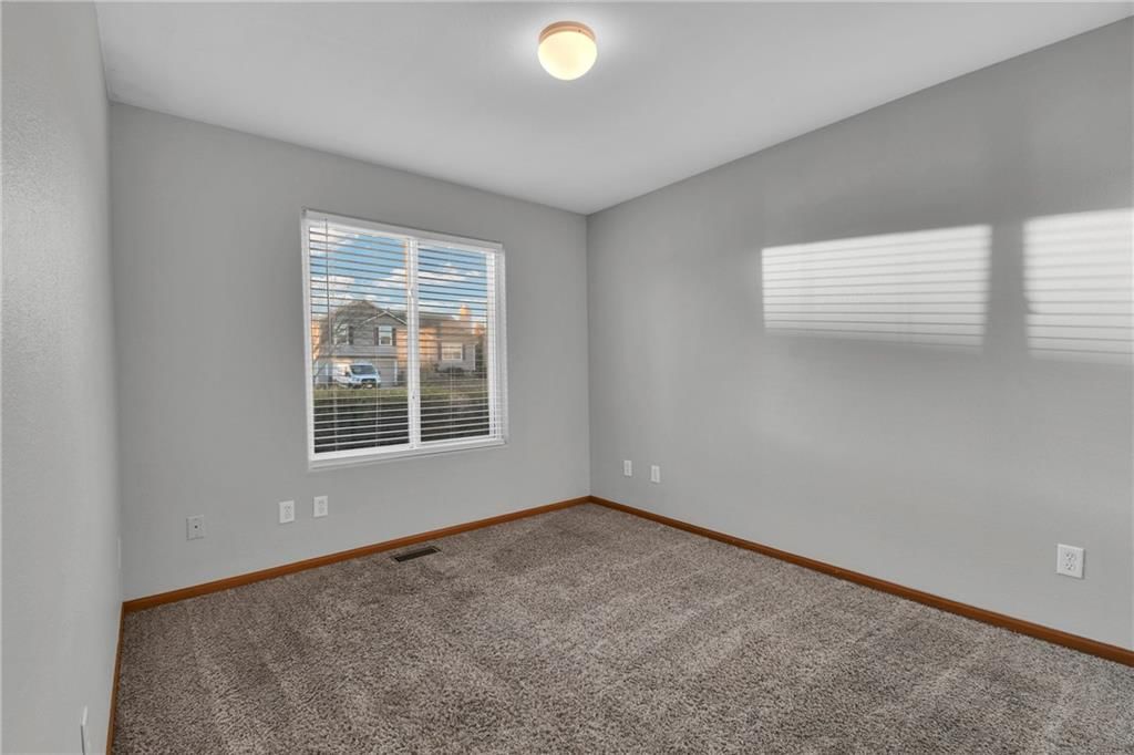 11425 Manning Avenue — photo 16