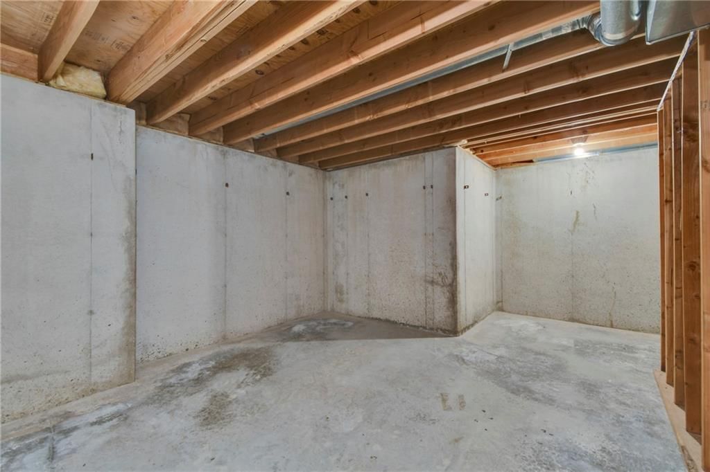 11425 Manning Avenue — photo 29