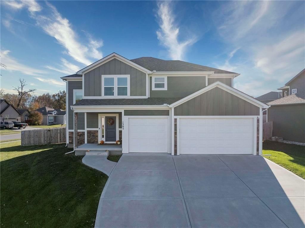 1505 NE 183rd Street, Smithville, MO