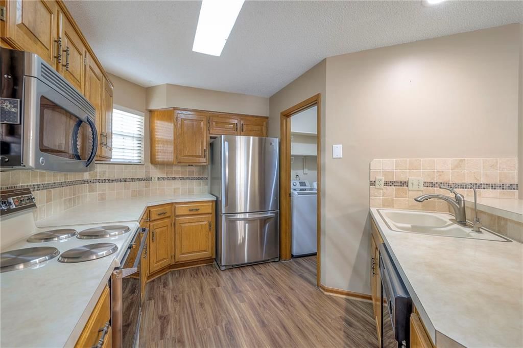 12202 Charlotte Street — photo 18