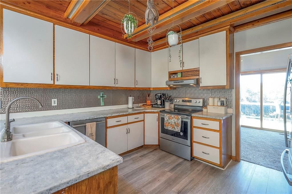 15422 Long Street — photo 28