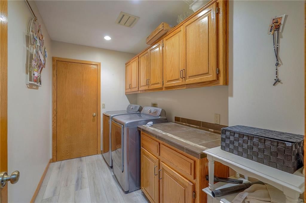 15422 Long Street — photo 36