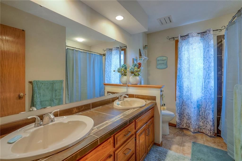 15422 Long Street — photo 39