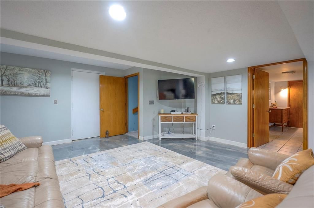 15422 Long Street — photo 61