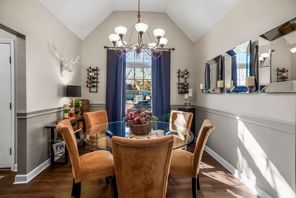 440 Skylark Circle — photo 8