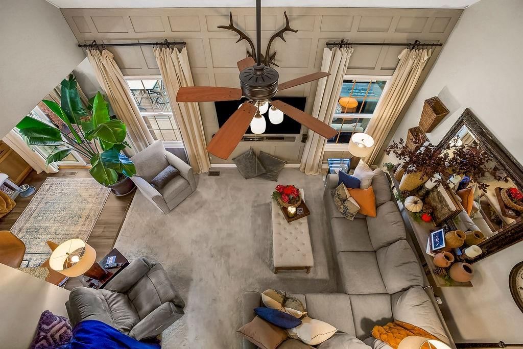 440 Skylark Circle — photo 9