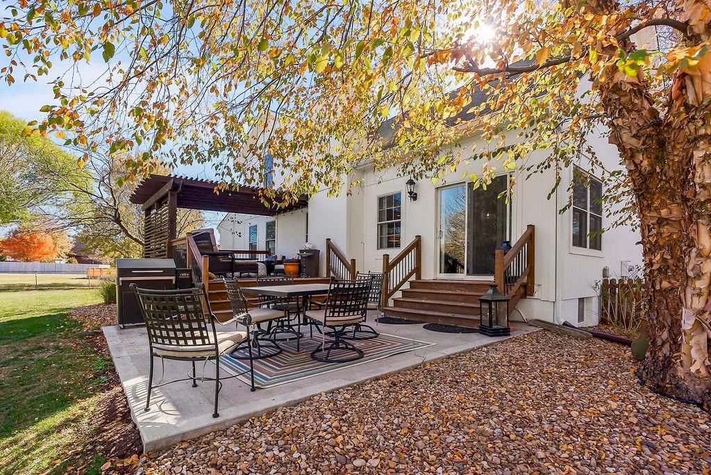 440 Skylark Circle — photo 30