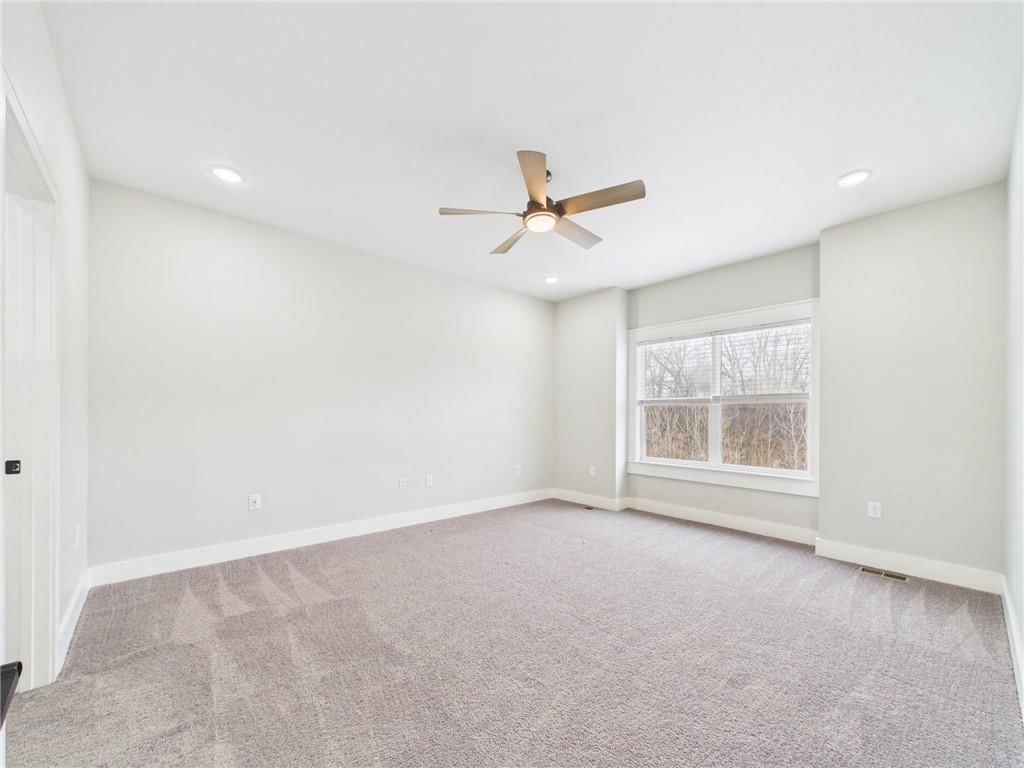 110 Newberry Court — photo 8
