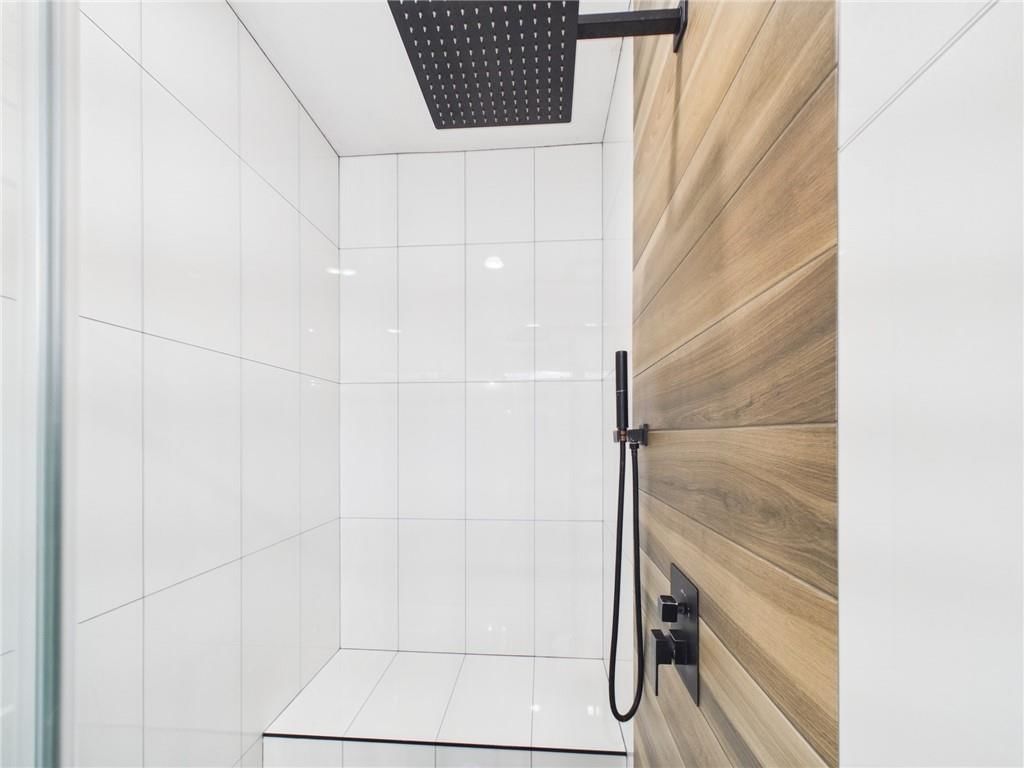 110 Newberry Court — photo 12