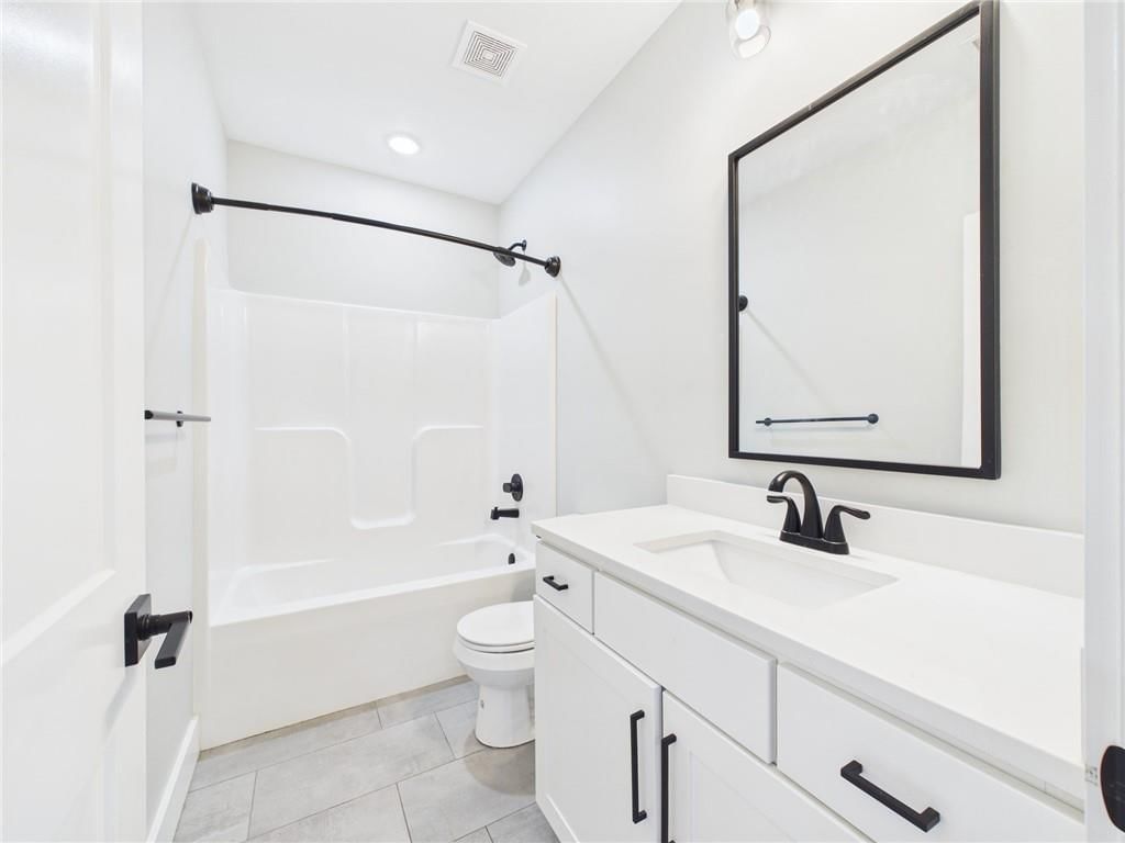 110 Newberry Court — photo 14