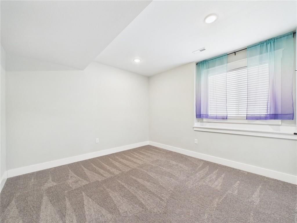 110 Newberry Court — photo 25