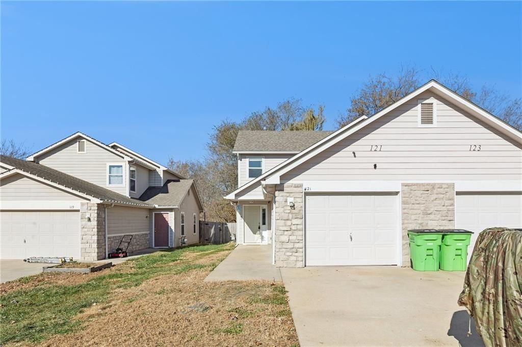 121 Silver Leaf Lane — photo 2