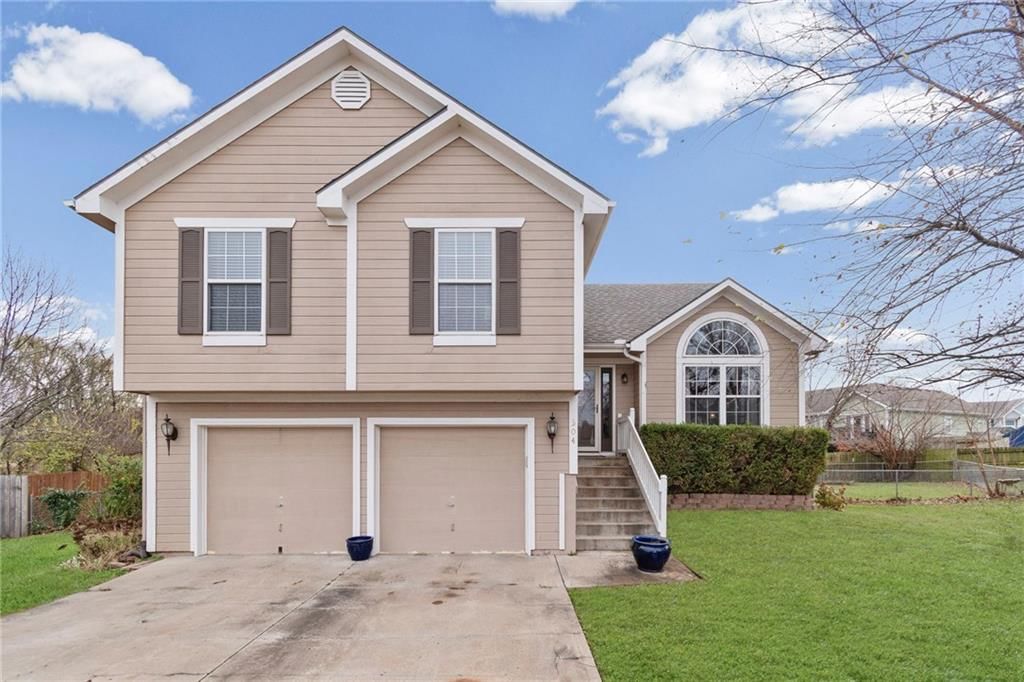 304 Givan Court, Belton, MO