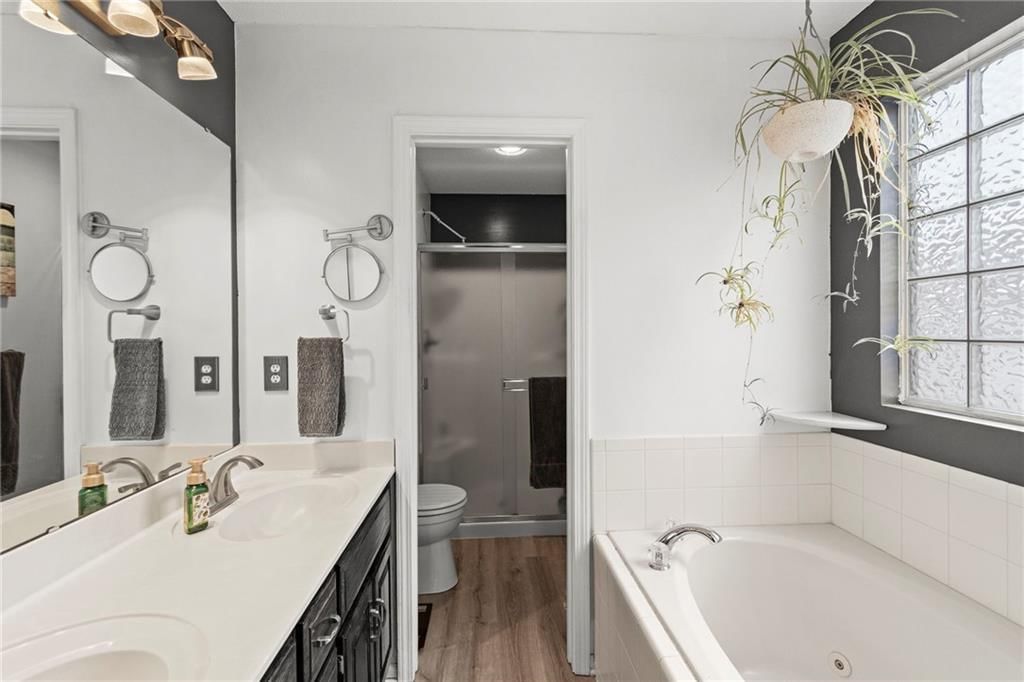 304 Givan Court — photo 13