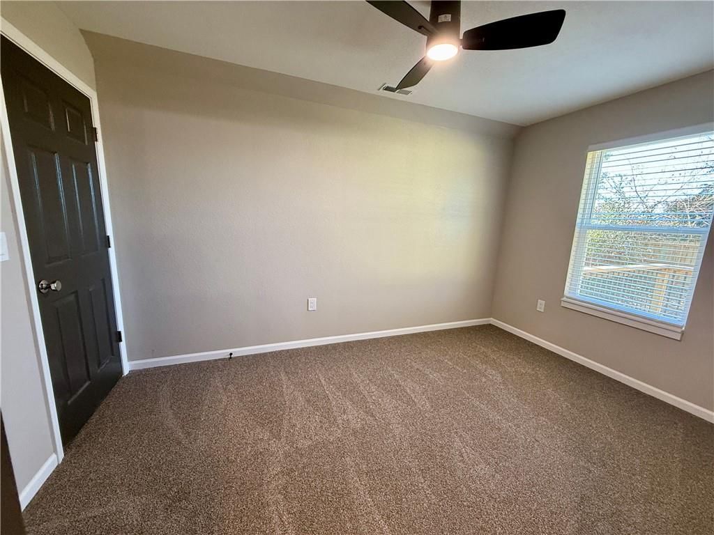 1110 S 5th Street — photo 11