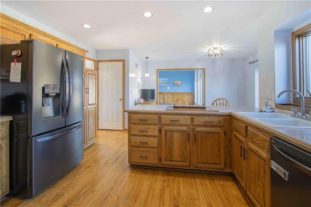 1219 Pembrooke Drive — photo 8