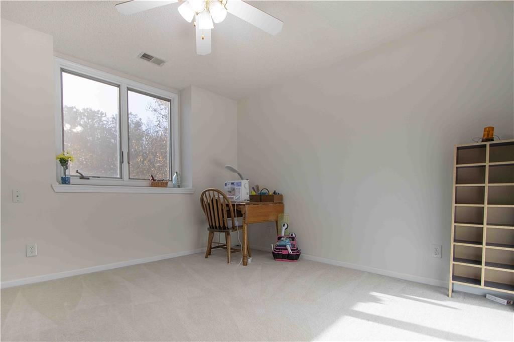 1219 Pembrooke Drive — photo 25