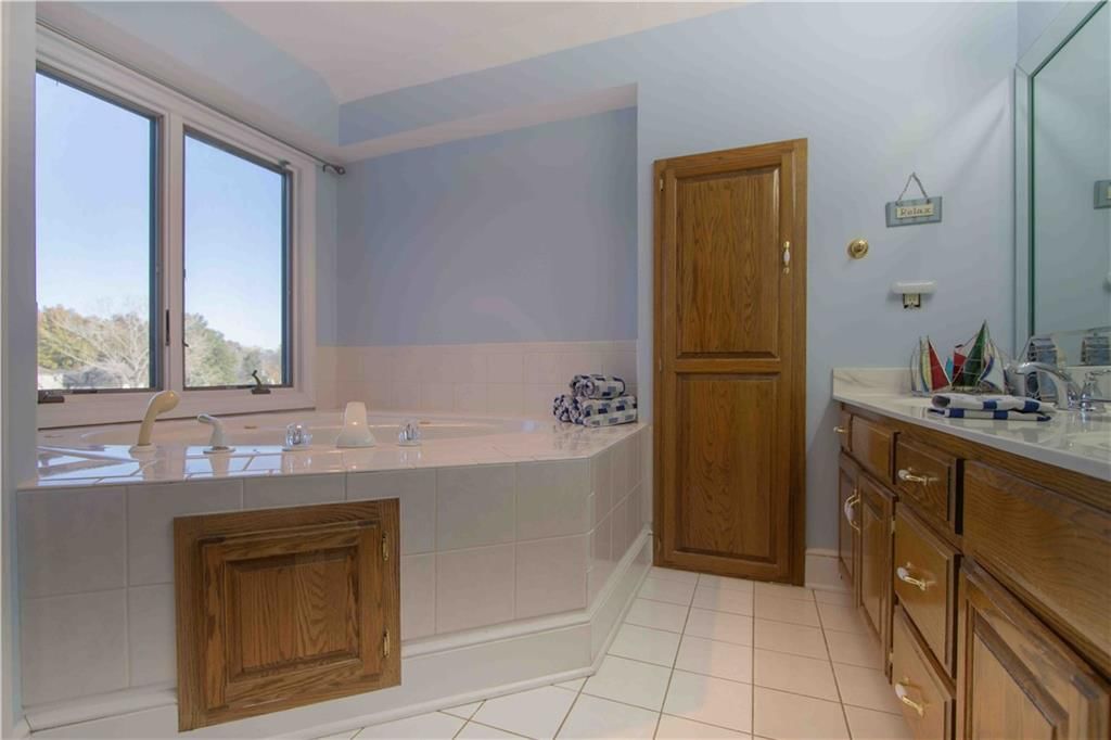 1219 Pembrooke Drive — photo 32
