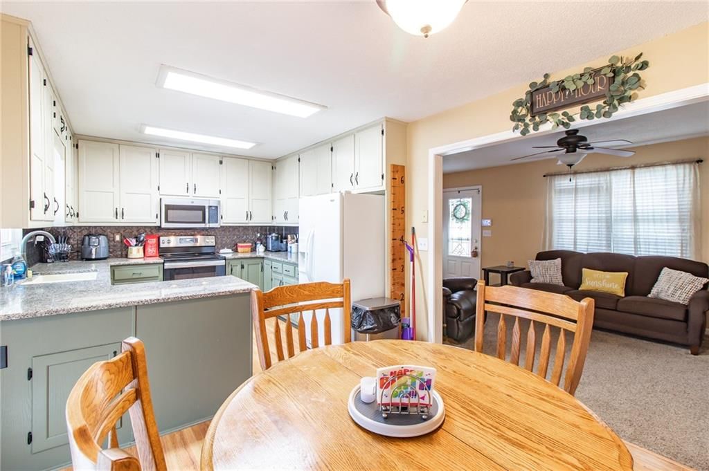206 S Ridgeview Drive — photo 12