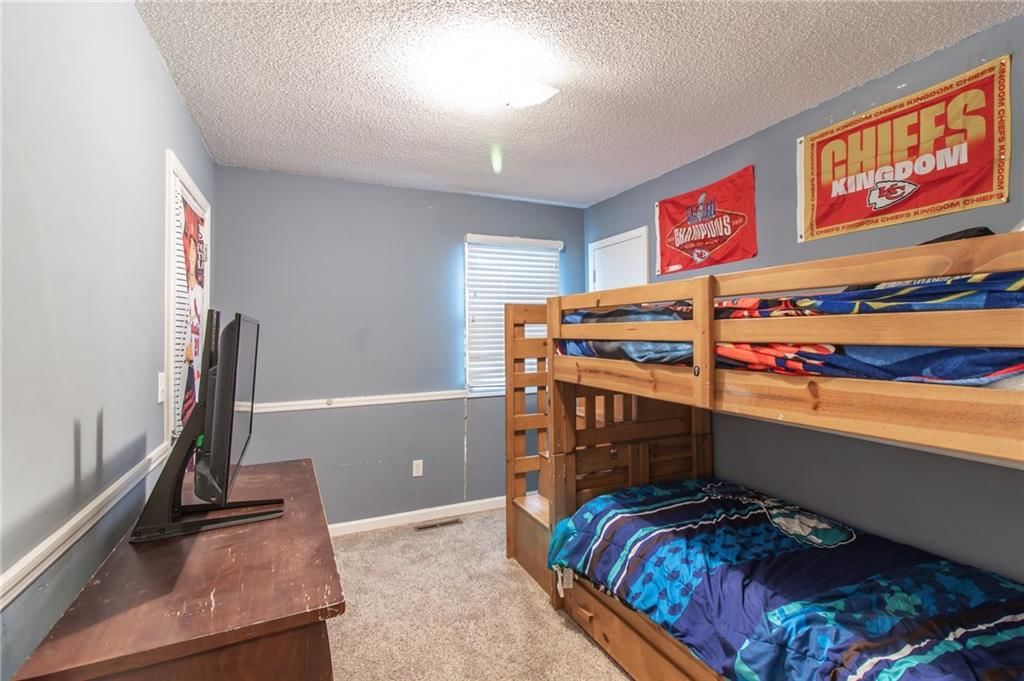 206 S Ridgeview Drive — photo 16