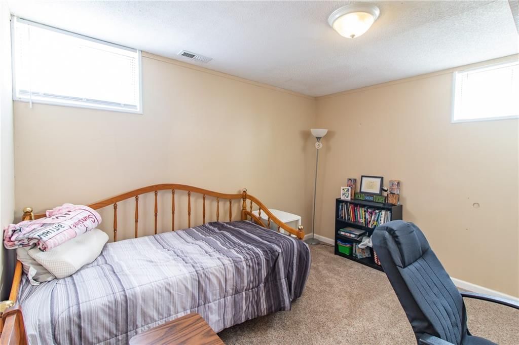 206 S Ridgeview Drive — photo 19