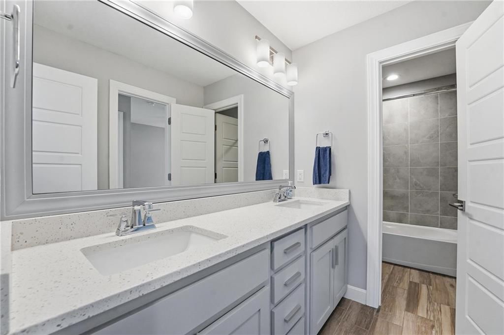 4928 Fontana Street — photo 22