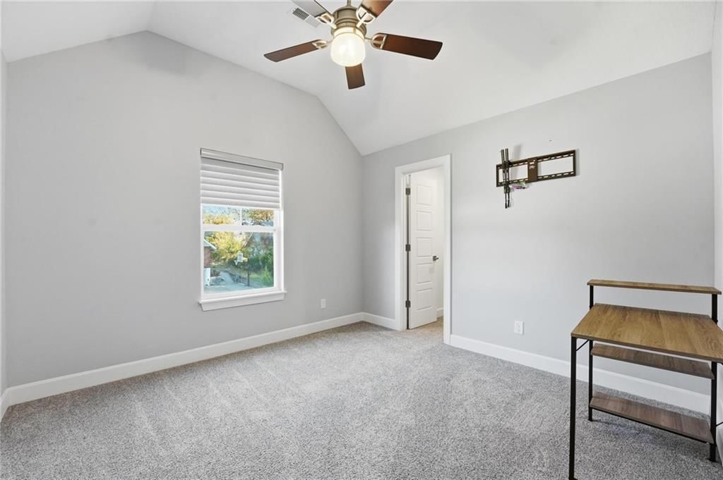 4928 Fontana Street — photo 23