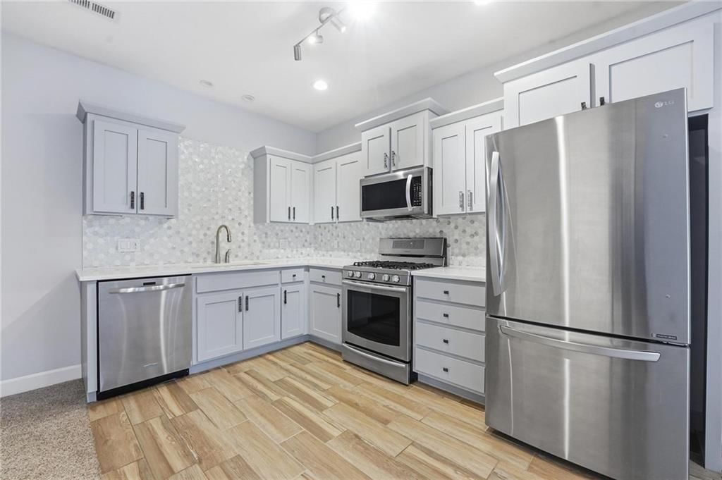 4928 Fontana Street — photo 33