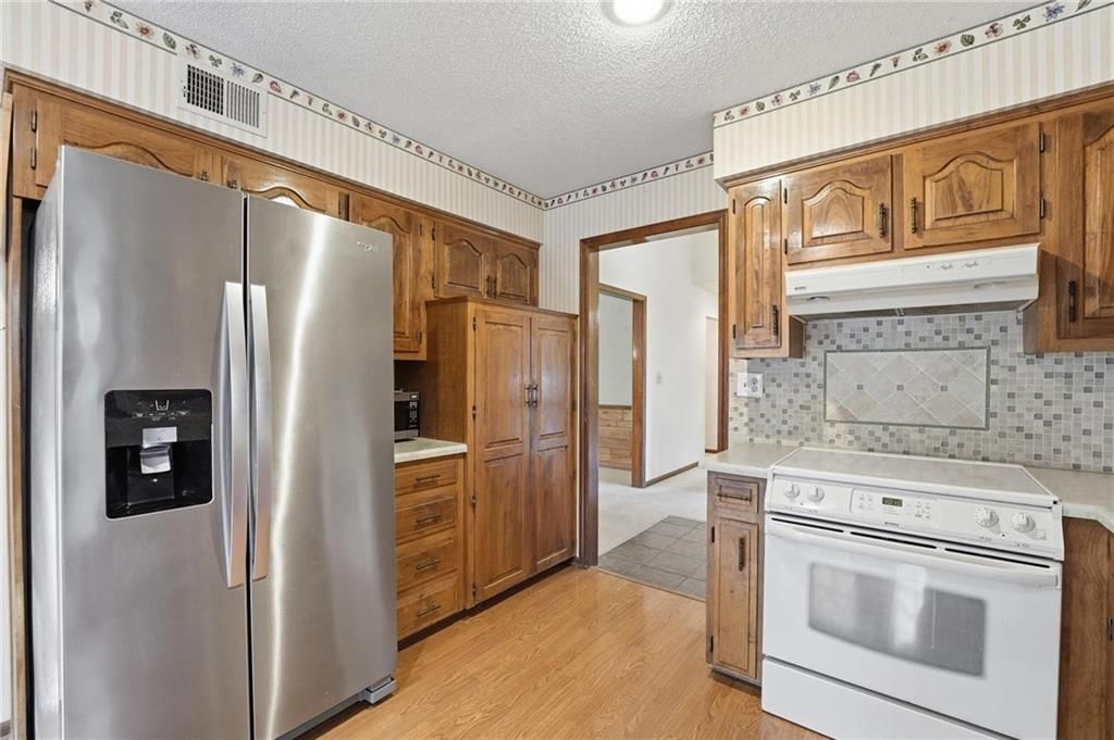 6240 Marion Avenue — photo 7