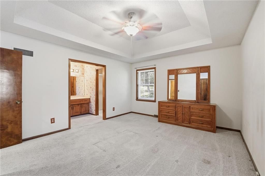6240 Marion Avenue — photo 24