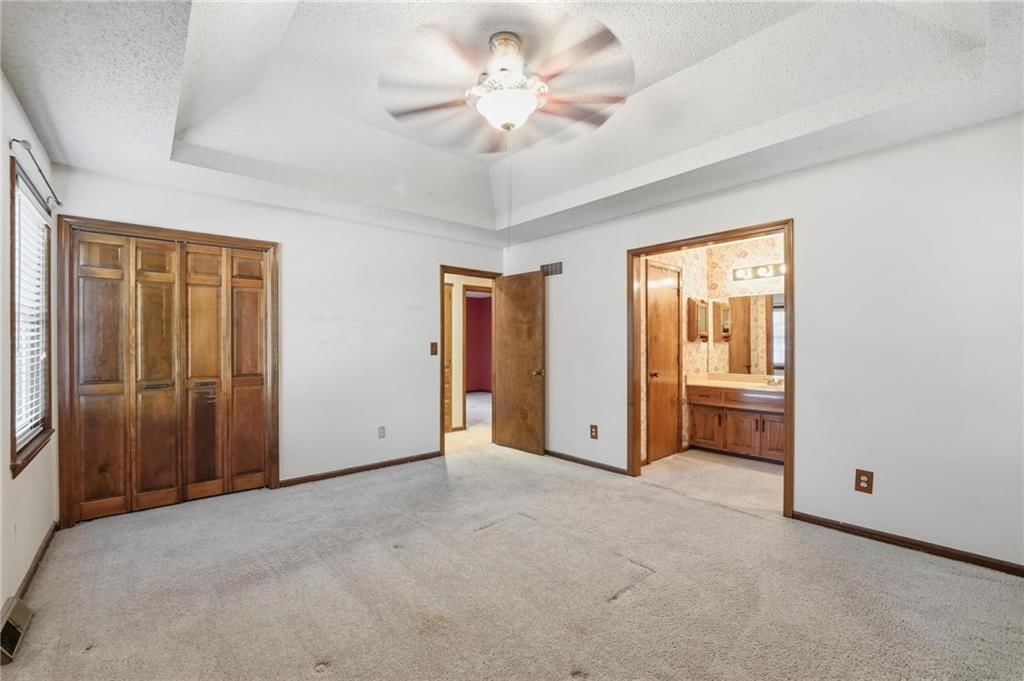 6240 Marion Avenue — photo 25