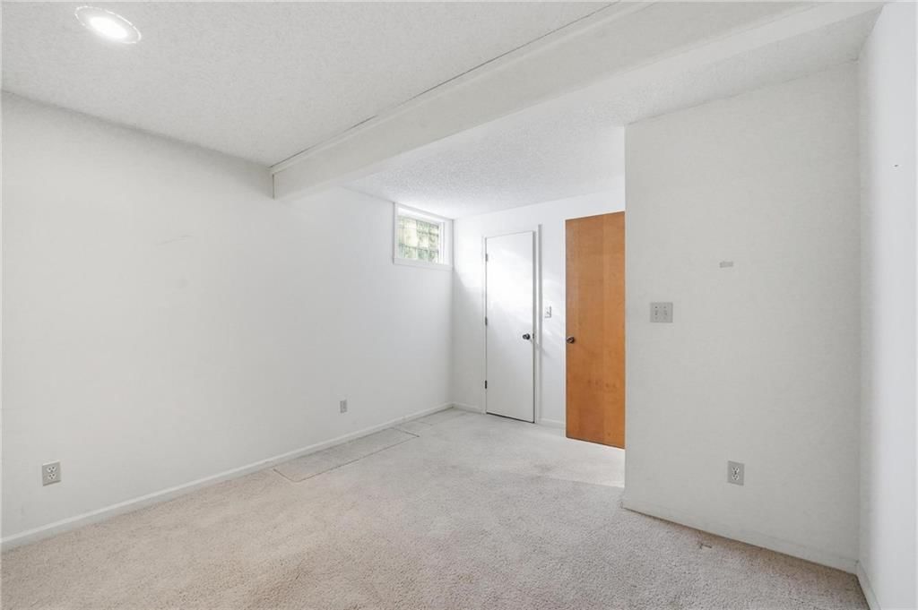 6240 Marion Avenue — photo 40