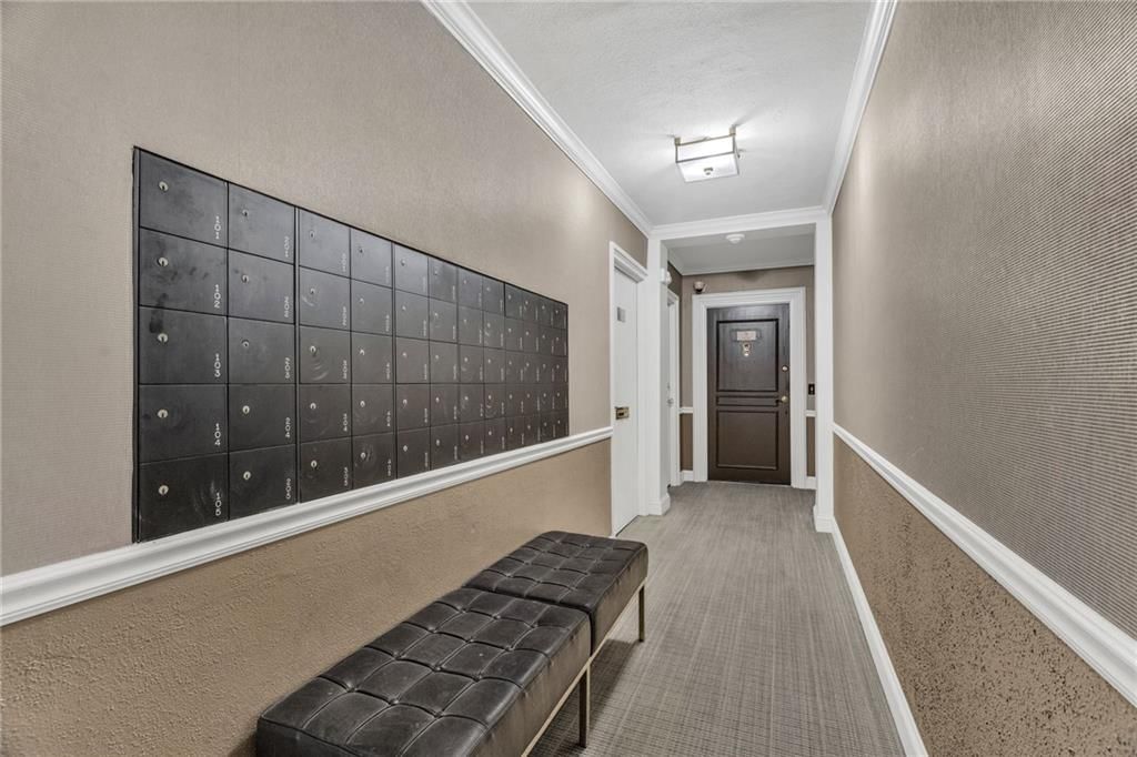 4740 Roanoke Parkway — photo 32